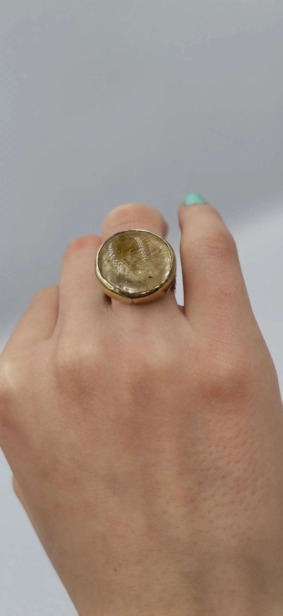 SG009 / Gold K18 and silver rutilated quarz ring - Image 6
