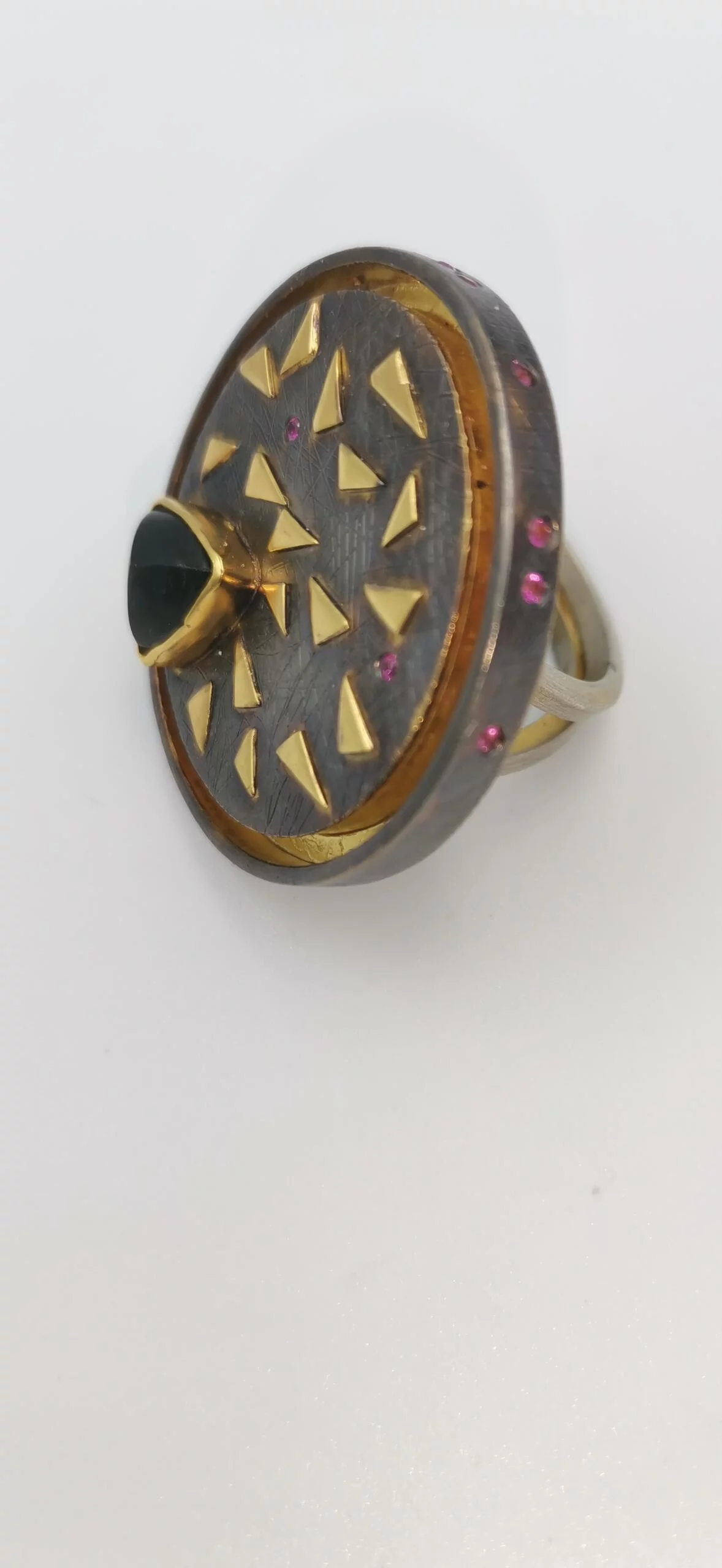 SG060 / Gold K18 and silver tourmaline,rubies ring - Image 12