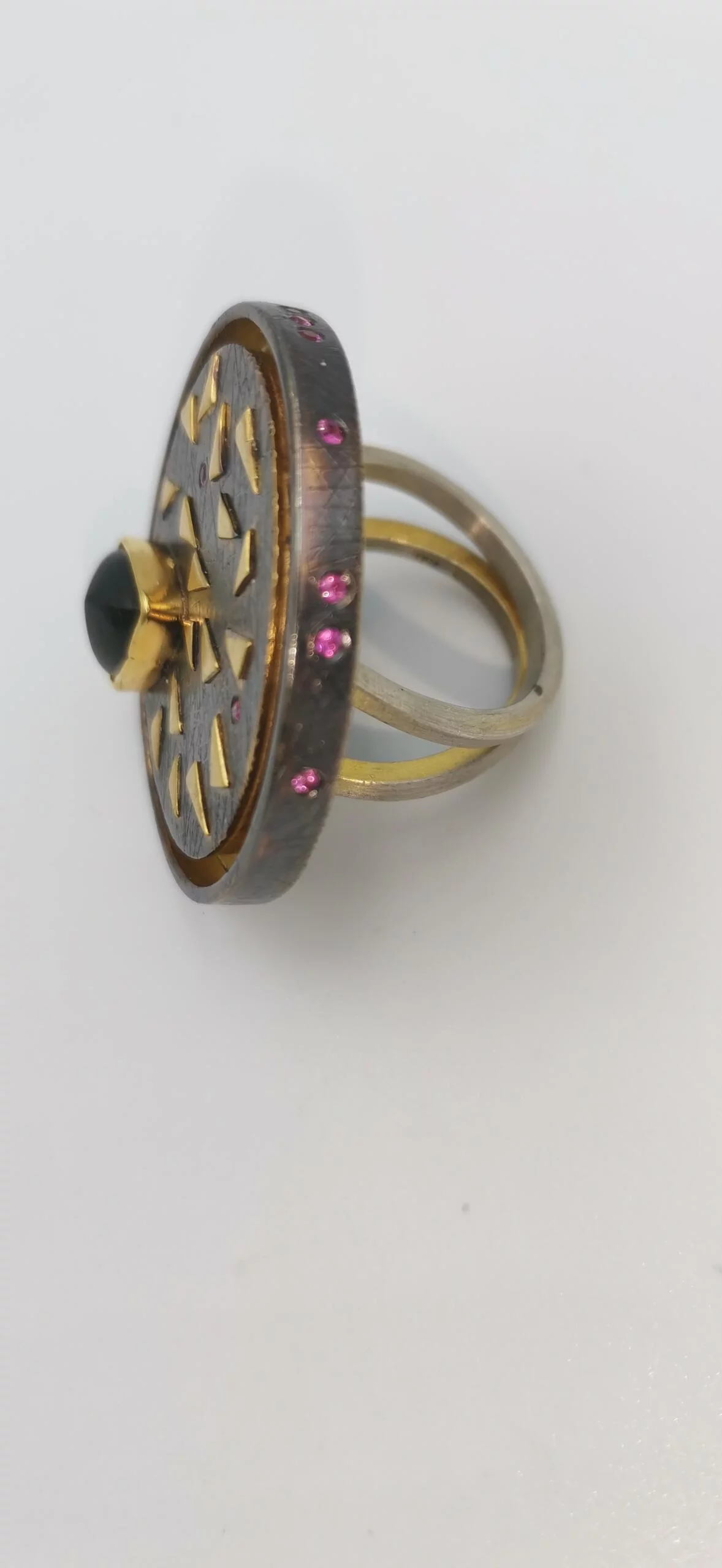 SG060 / Gold K18 and silver tourmaline,rubies ring - Image 6