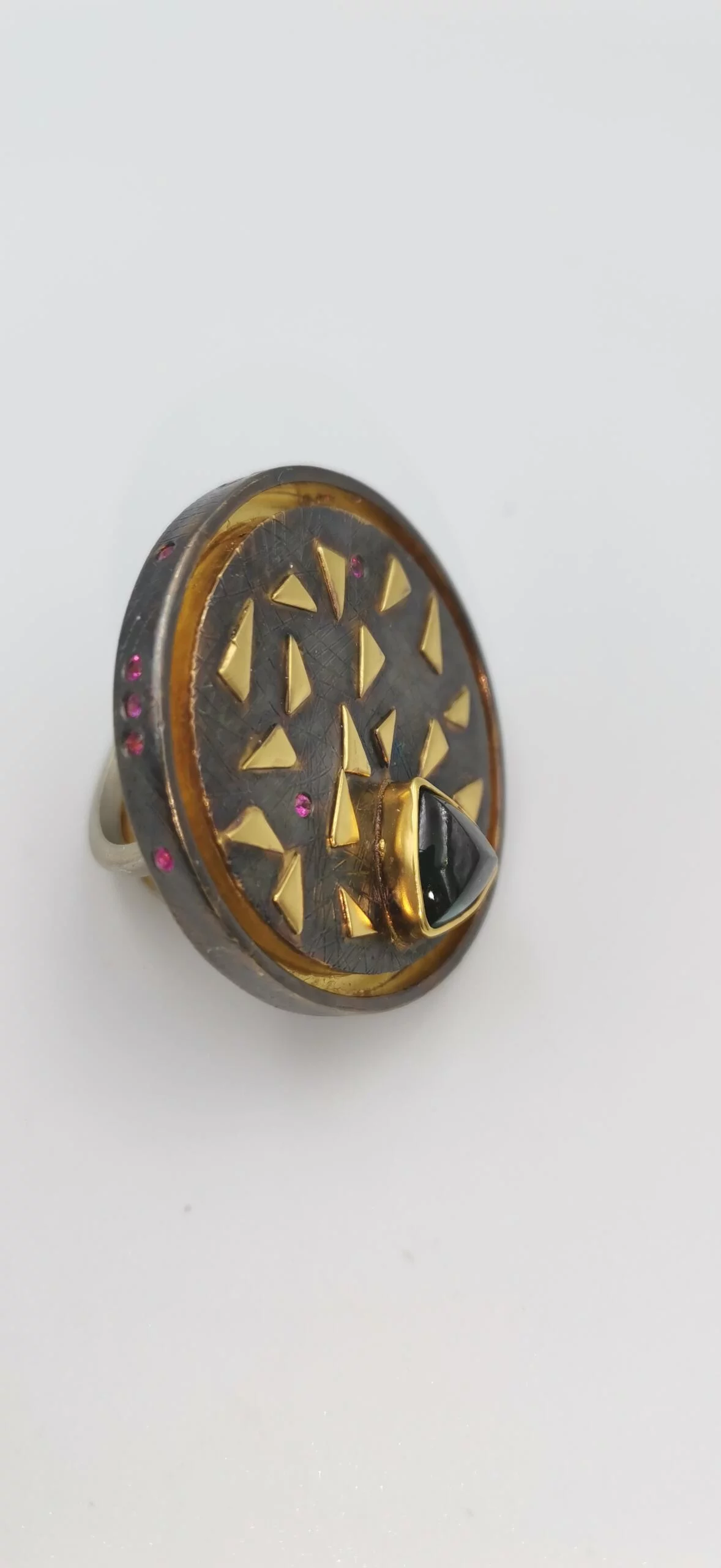 SG060 / Gold K18 and silver tourmaline,rubies ring - Image 8