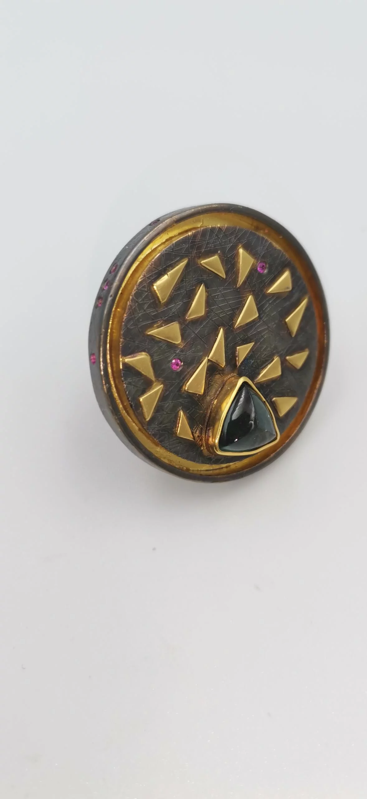 SG060 / Gold K18 and silver tourmaline,rubies ring - Image 9
