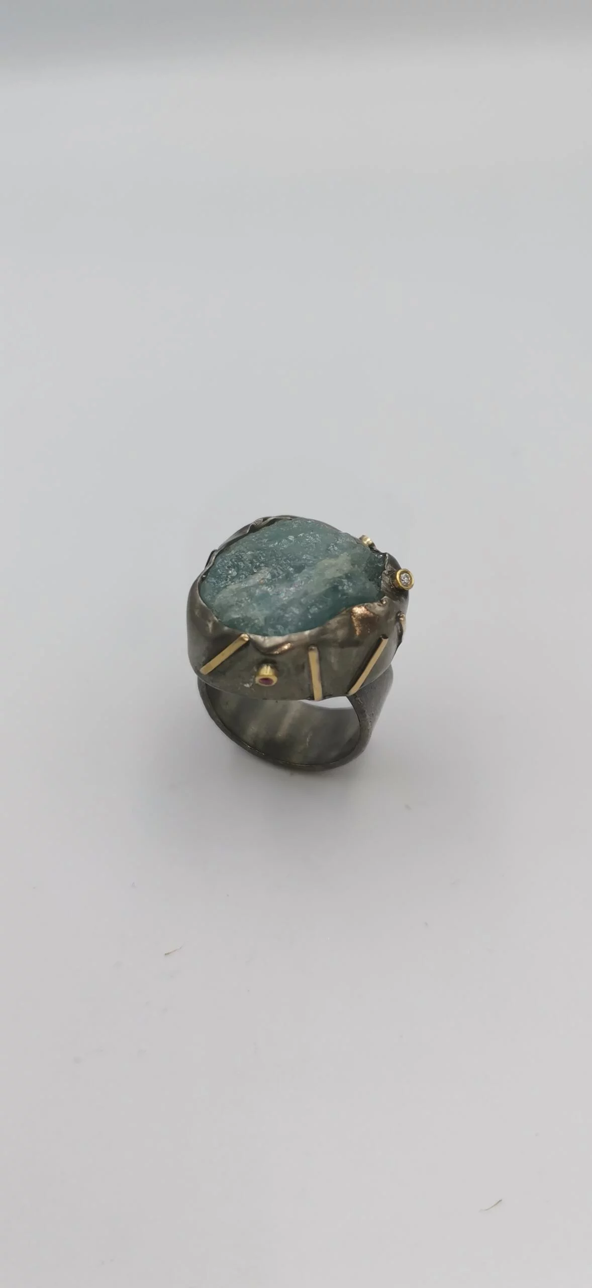SG144 / Gold K18 and silver aqua marine,rubies,brilliant ring - Image 1