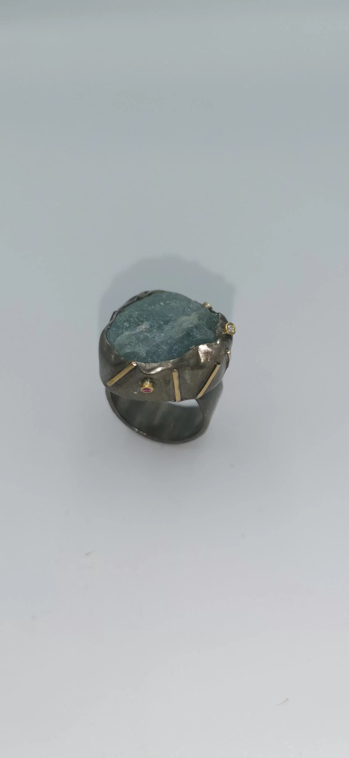 SG144 / Gold K18 and silver aqua marine,rubies,brilliant ring - Image 2