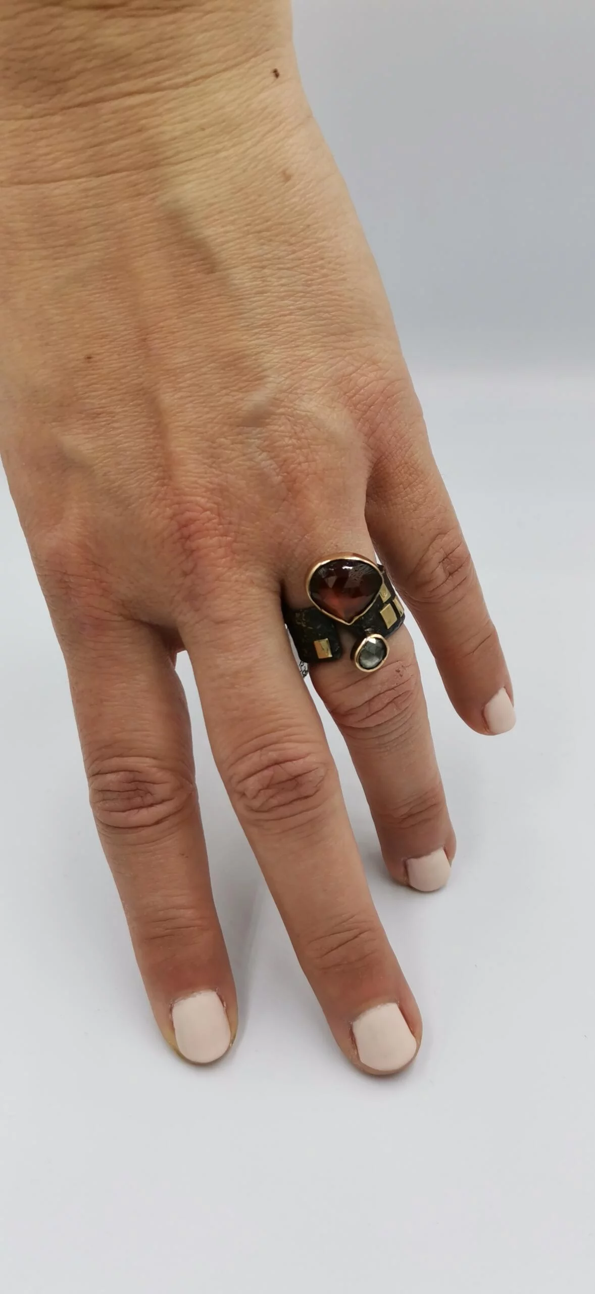 SG164 / Gold K18 and silver Hessonite garnet ring - Image 7