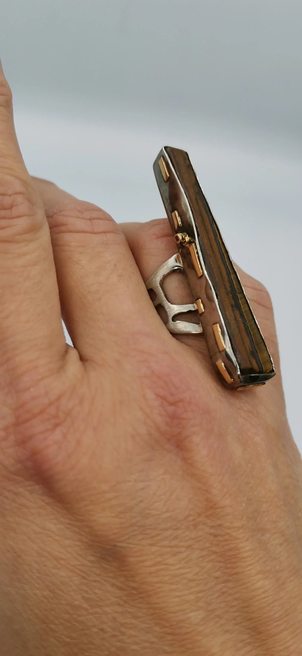 SG210 / Gold K18 and silver Tigers eye ring - Image 1