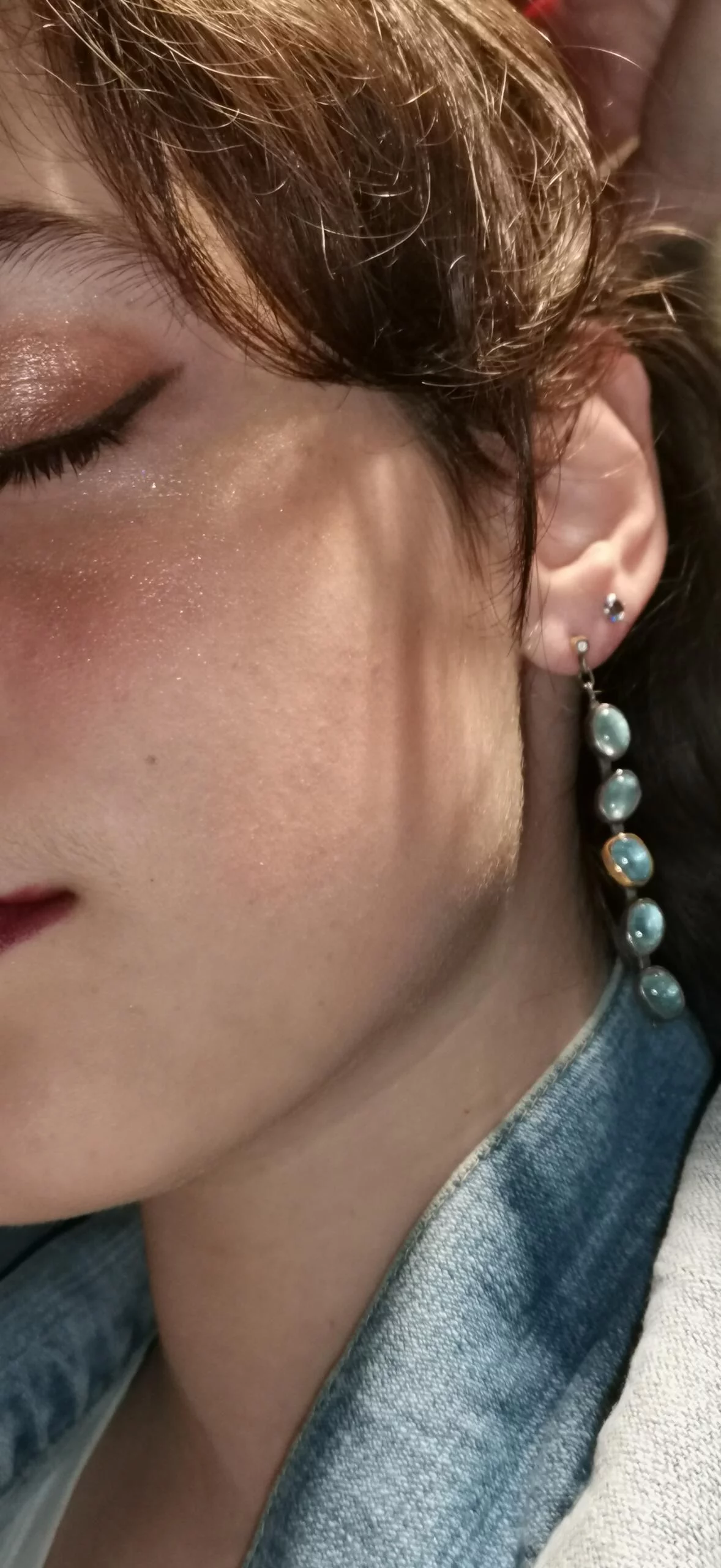 SG231 / Gold K18 and silver aqua marines , brilliants  earrings - Image 3