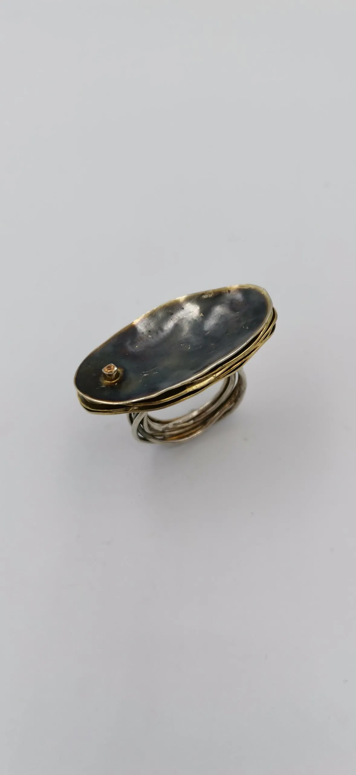 S055 / Silver yellow sapphire ring - Image 3