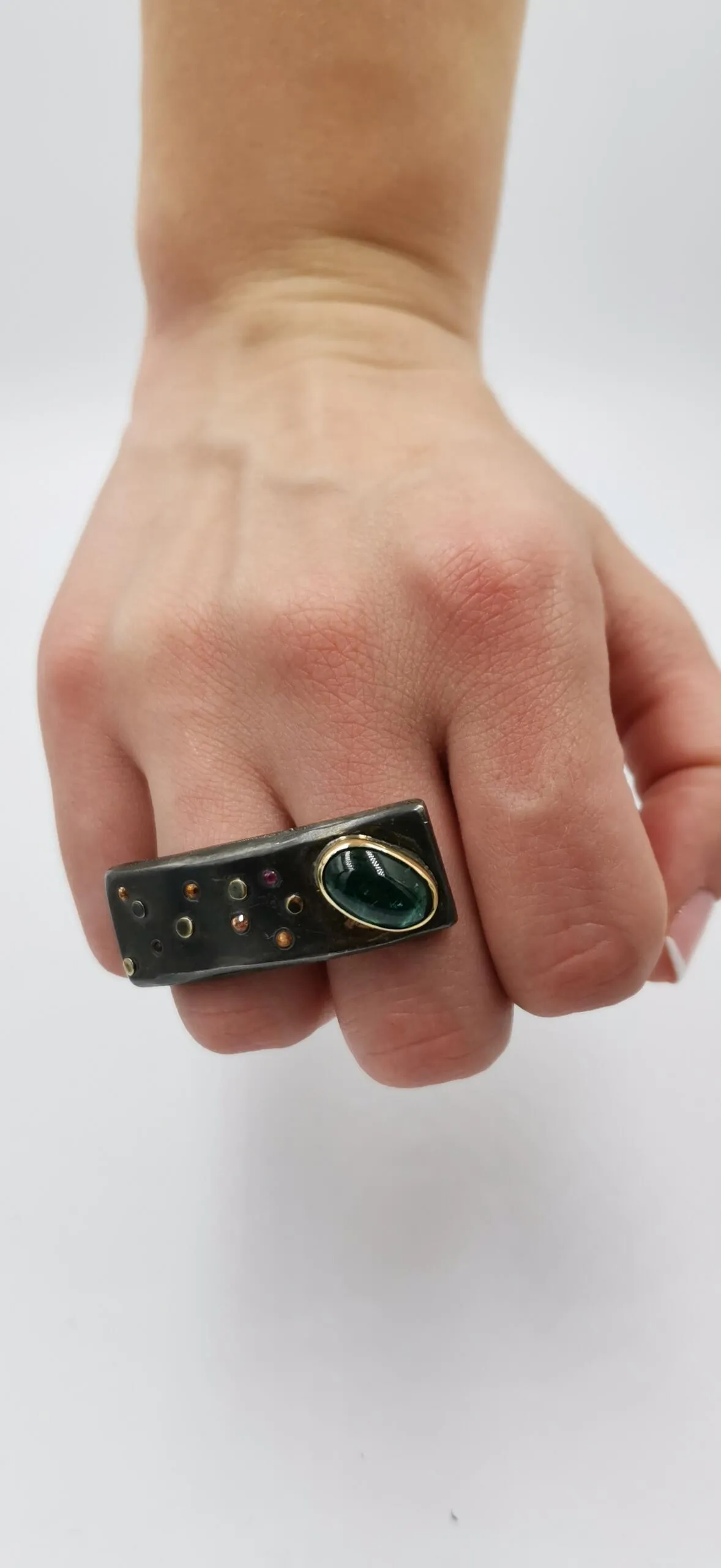 SG056 / Gold K18 and silver tourmaline,rubies,sapphires ring - Image 7
