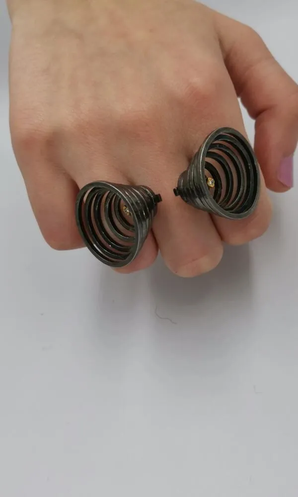 SG085 / Gold K18 and silver brilliant ring