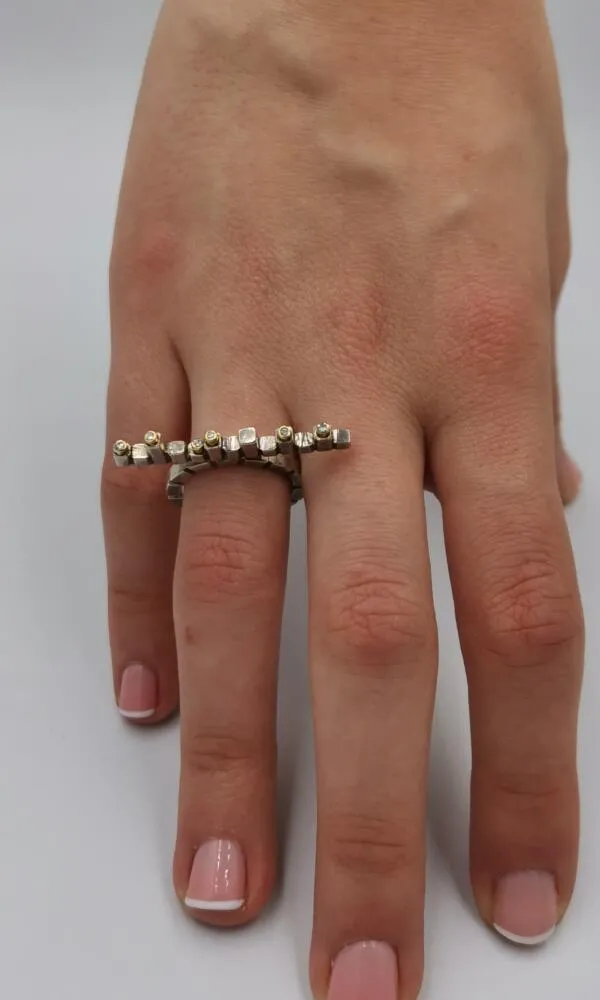 SG096 / Gold K18 and silver brilliant ring