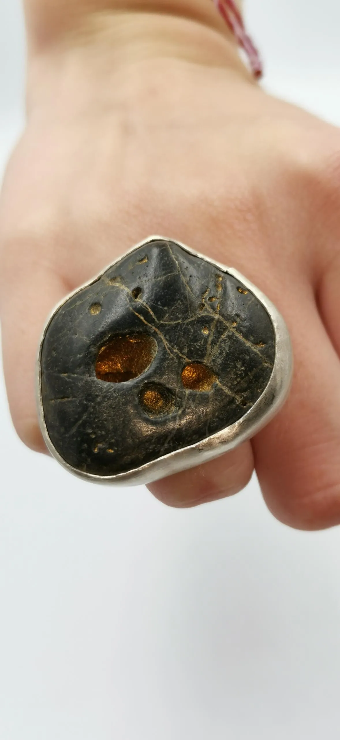 S003 / Silver pebble ring - Image 3