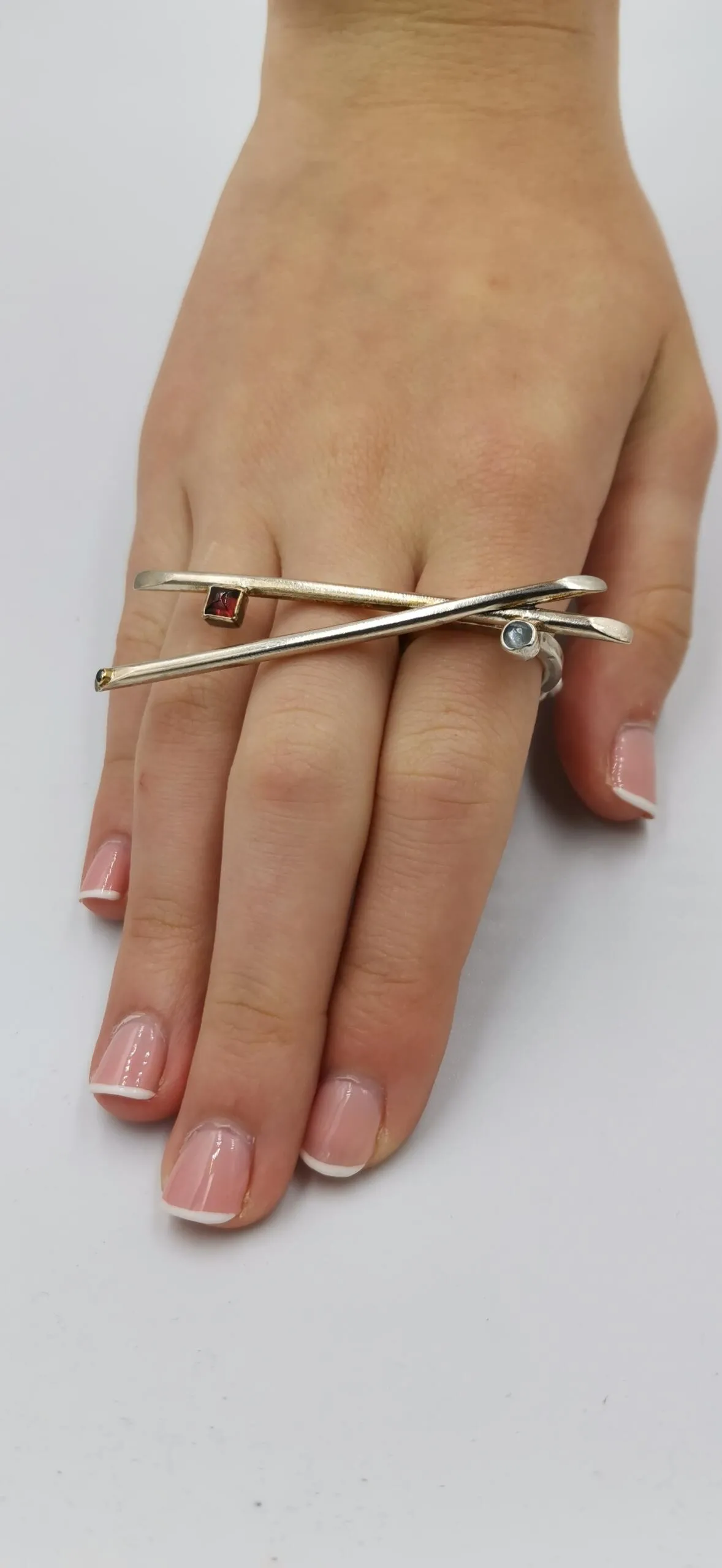 SG097 / Gold K18 and silver aqua marine,garnet,black brilliant ring - Image 3