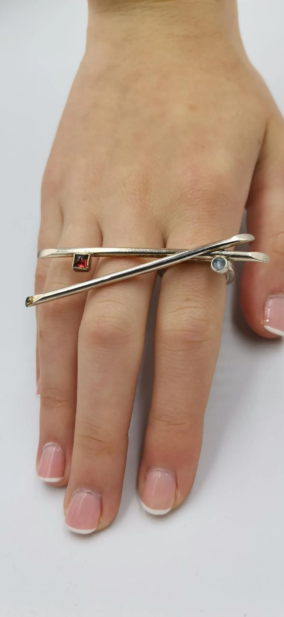 SG097 / Gold K18 and silver aqua marine,garnet,black brilliant ring - Image 1