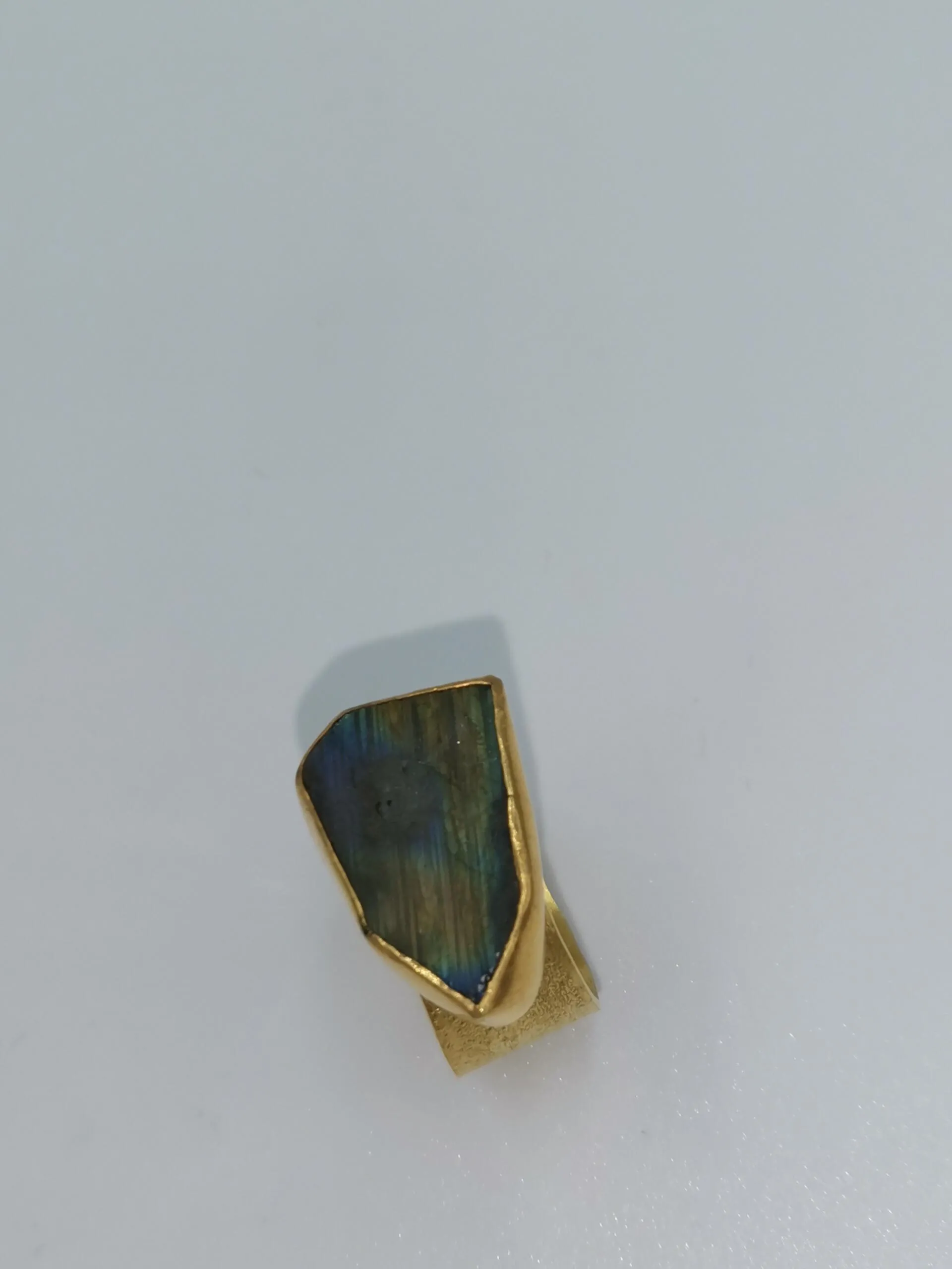 S589 / Silver labrodorite ring - Image 2