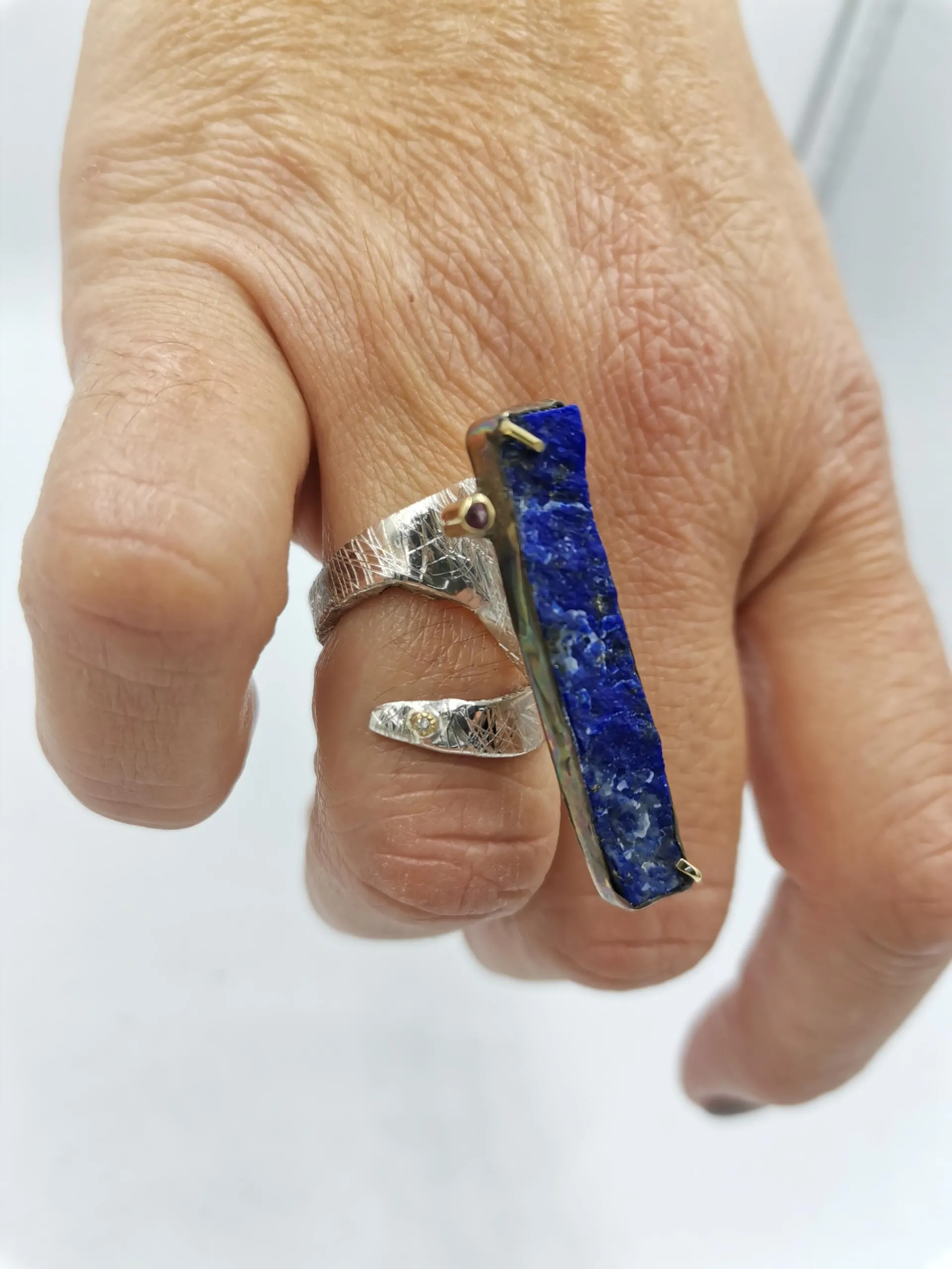 SG276 / Gold K18 and silver lapis lazuli , ruby , brilliant ring - Image 1