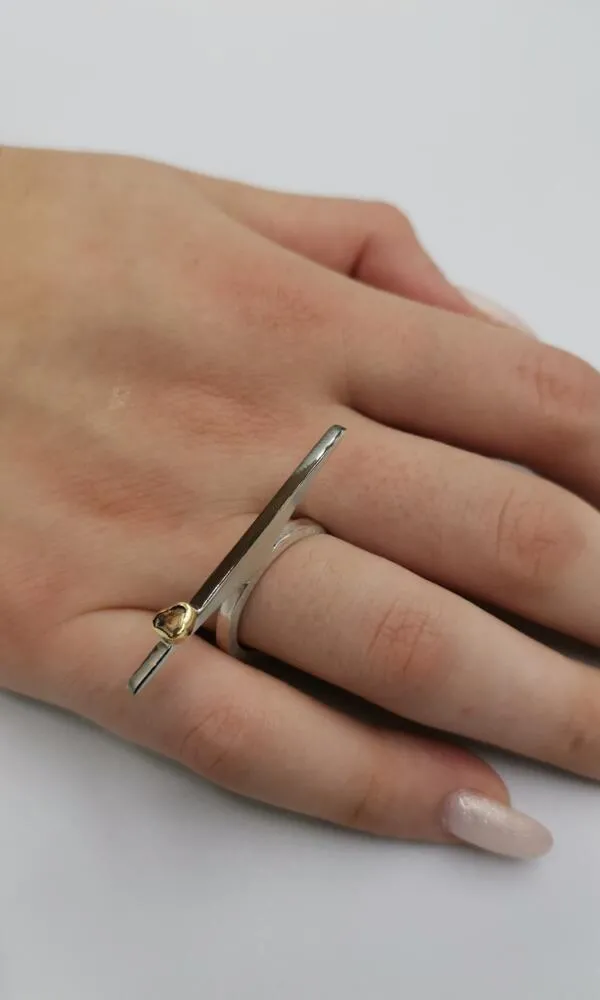 SG337 / Gold K18 and silver diamond ring