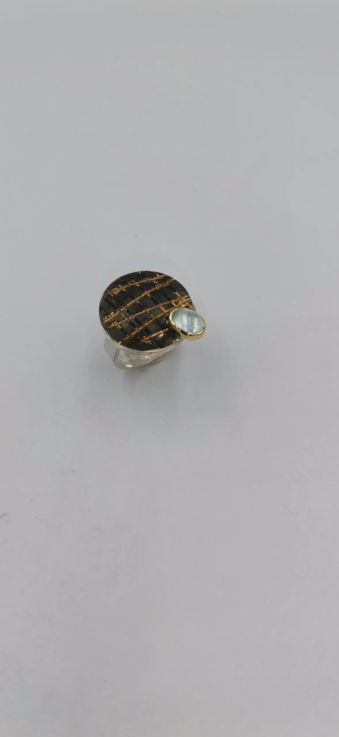 SG357 / Gold K18 and silver aqua marine ring - Image 1
