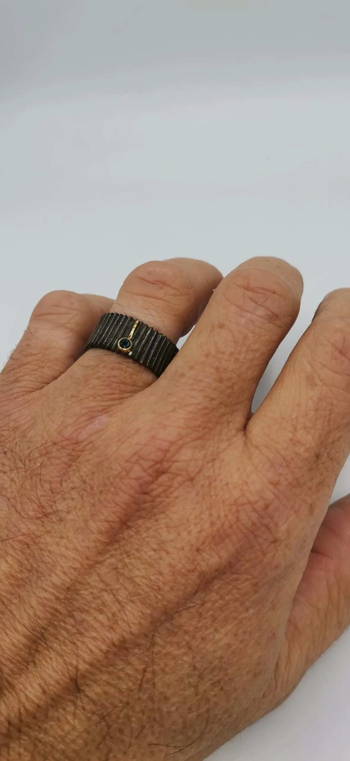 SG364 / Gold K18 and silver sapphire mens ring - Image 3