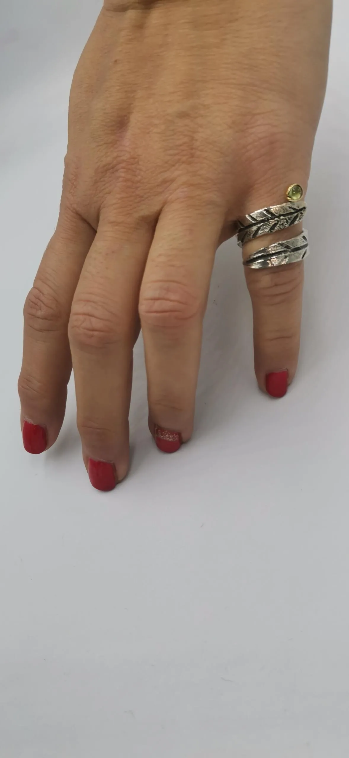 SG375 / Gold K18 and silver peridot ring - Image 1