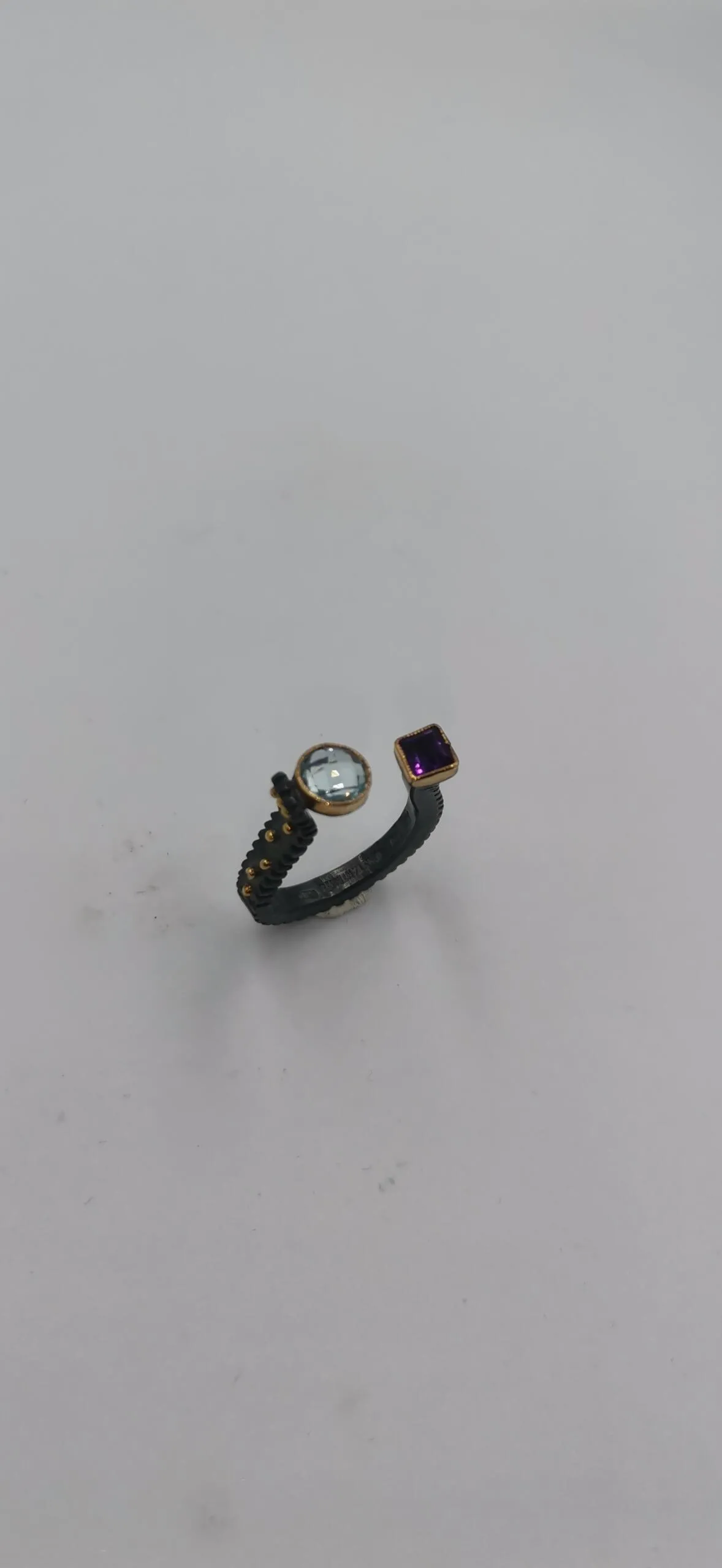 SG459 / Gold K18 and silver blue topaz , amethyst ring - Image 2