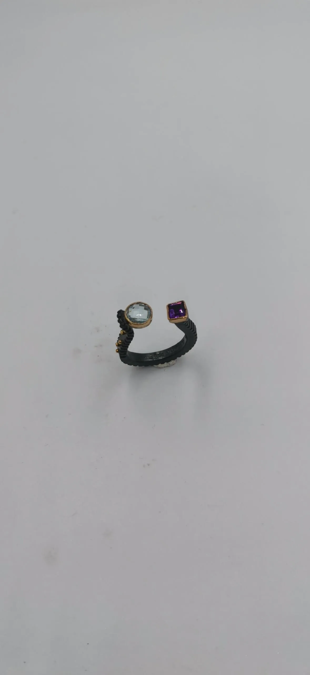 SG459 / Gold K18 and silver blue topaz , amethyst ring - Image 3